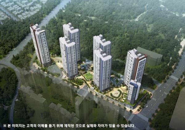 ?주택에서 녹지는 쾌적함과 다양한 여가활동을 즐길 수 있다는 면에서 수요자들의 선호도가 높은 곳 중 하나다. 사진은 포스코건설이 다음달 분양 예정인 광주광역시 북구 문흥·각화권역 ‘더샵 광주포레스트’ 조감도.
