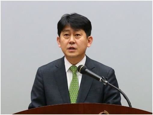 유광열 금융감독원 수석부원장이 지난 19일 ‘국내 금융회사 진출지원 간담회’를 열고 금융회사들에게 당부의 말을 전하고 있다.[사진 = 금융감독원 제공]