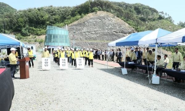 농어촌공사는 29일 전남 장성군 장성호에서 장성군청과 인근 군부대, 경찰서, 소방서 등 유관기관과 합동으로 국가중요시설 방호훈련을 실시했다.[사진제공=농어촌공사]