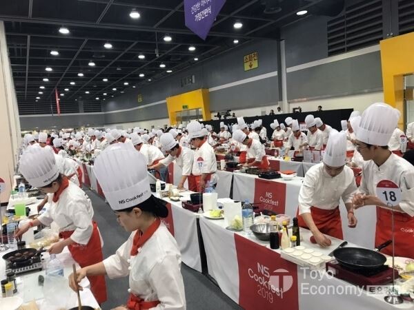 ▲NS Cookfest2019(엔에스 쿡페스트)의 요리경연대회 전경. [사진=김자혜 기자]