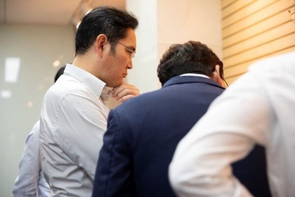 이번 정무위 국감에서는 삼성바이오로직스 회계분식 논란의 핵심인 이재용 삼성전자 부회장의 책임 문제가 다시 한 번 도마 위에 오를지가 관건이다. (사진제공=삼성전자)
