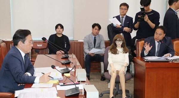 20대 국회 마지막 국정감사가 조국 전 법무부 장관과 고위공직자범죄수사처(공수처) 등을 둘러싼 여야의 공방 속에서 지난 21일 사실상 마무리됐다. (사진제공=연합뉴스)