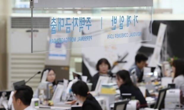 [사진 = 연합]