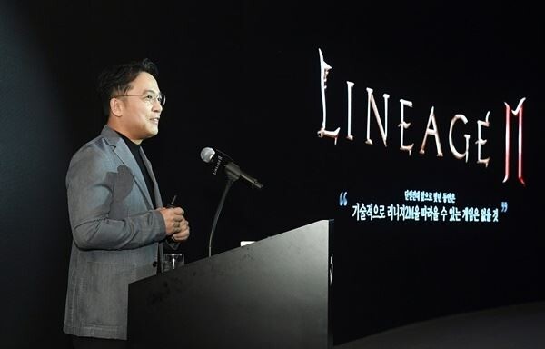 엔씨소프트가 올해 크로스플랫폼 '퍼플(PURPLE)'을 처음 선보인 뒤 모바일과 PC의 '경계'를 무너뜨리면서 자사 게임 매출 규모를 더욱 키우고 있다. (사진제공=엔씨소프트)