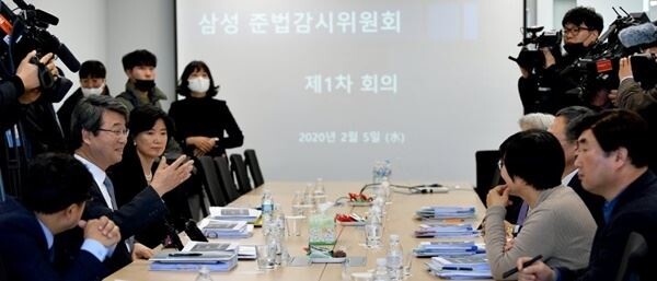 삼성 준법감시위원회가 11일 삼성그룹 경영권 승계 의혹과 관련, 그룹 총수인 이재용 부회장이 반성과 사과를 공식 권고했다. (사진제공=연합뉴스)