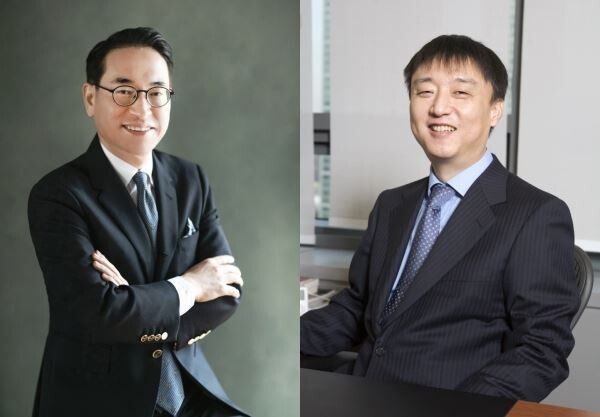 왼쪽부터 홍원표 삼성SDS 사장과 이준호 NHN 회장 (사진=NHN)