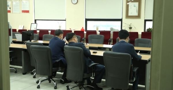26일 오전 이스타항공 주주들이 서울 양천구 이스타항공 본사에서 임시주주총회가 열리기를 기다리고 있다. (사진=연합뉴스)